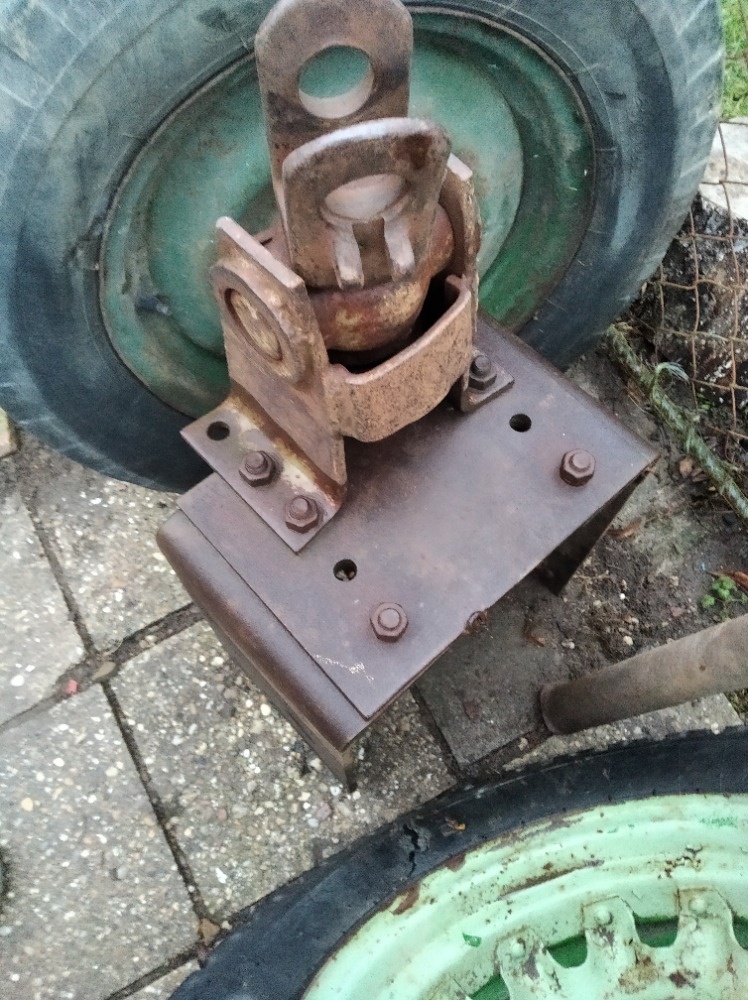 Prodám závěsy na ZETOR25 - 2