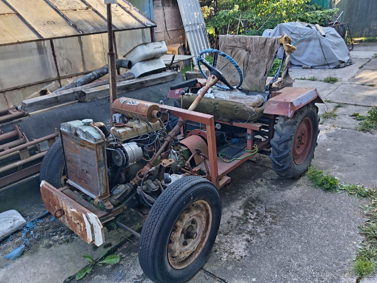 Malotraktor 1203 - 2