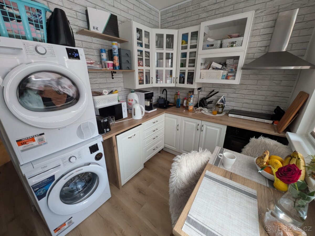 Prodej bytu 2+1 DV, ul. Vrchlického, Chomutov - 2