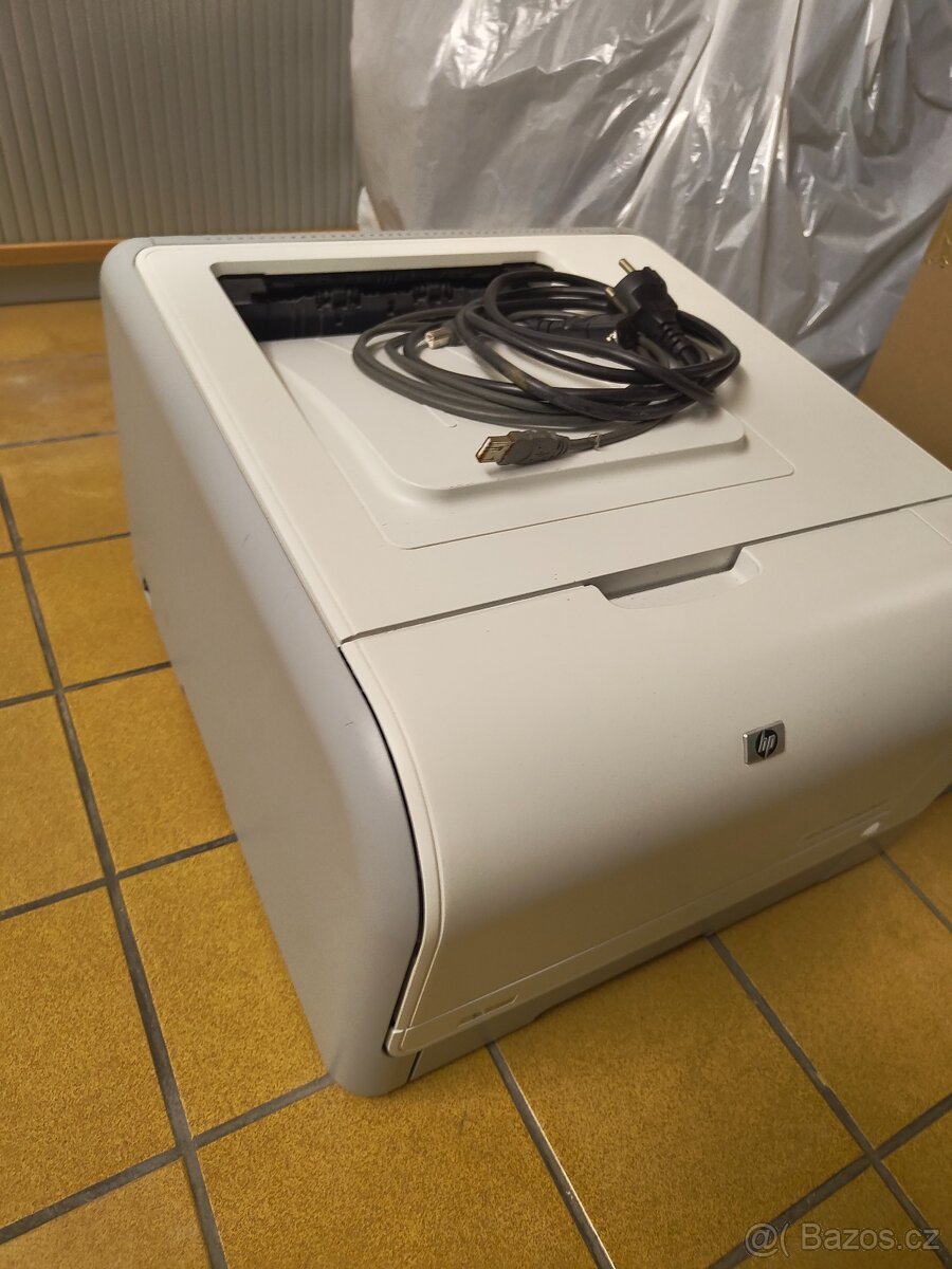 Laserová tiskárna HP CP1215 - 2