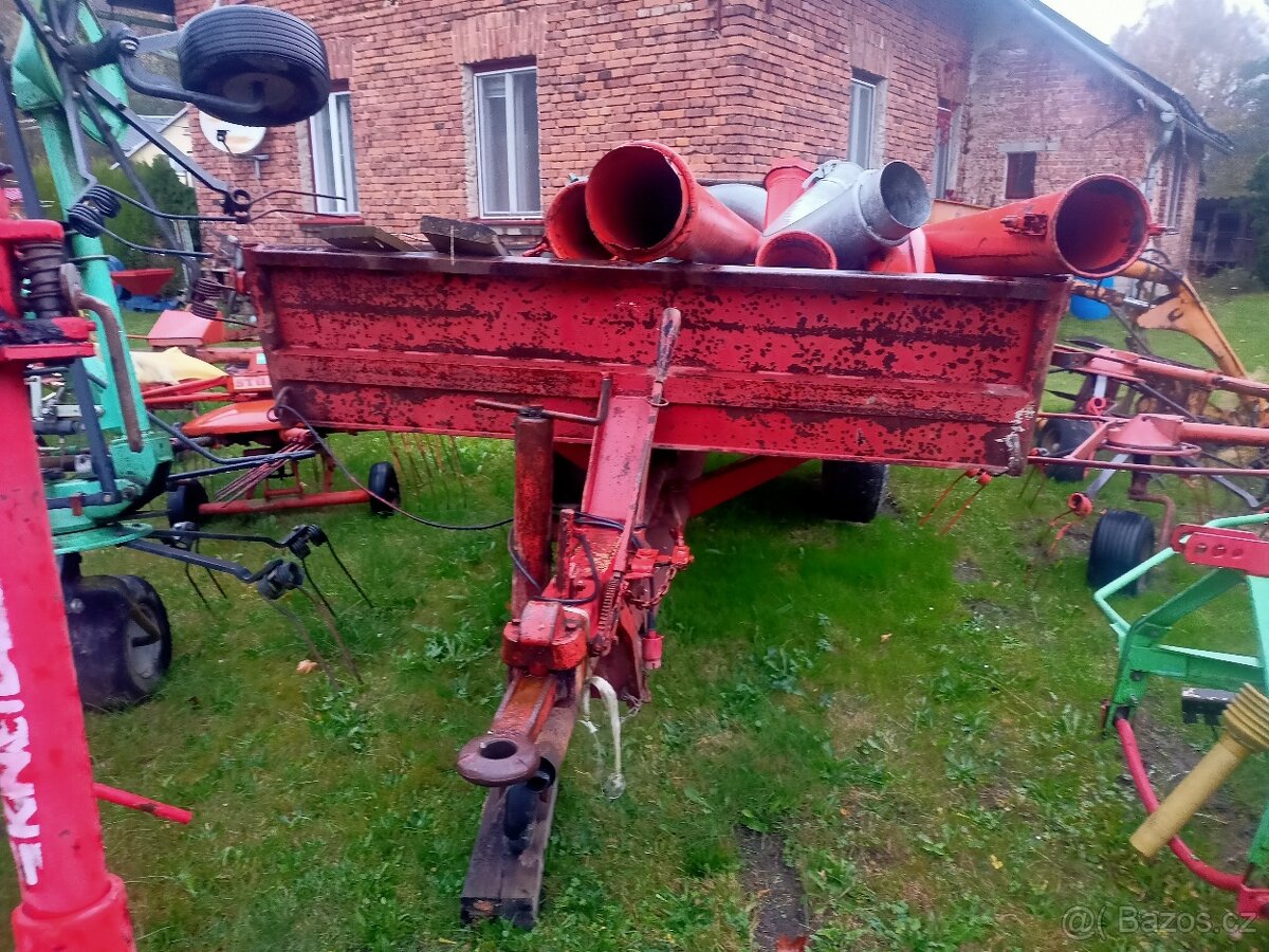 Rozmetadlo hnoje JF 3 t - 2