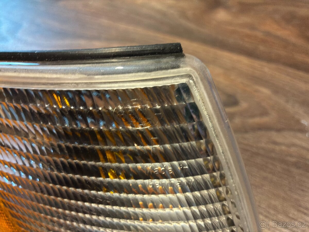 Nové Hella US blinkry pro Audi A6 C4 - 2