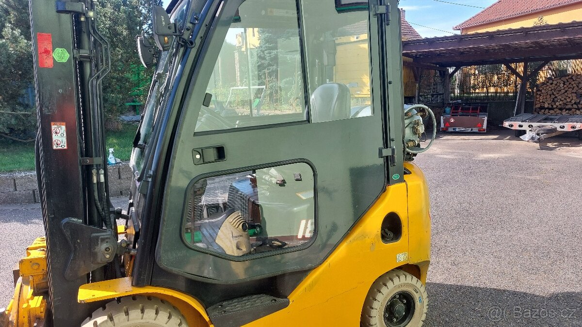 Vysokozdvižný vozík Capstan 1,8 LPG - 2