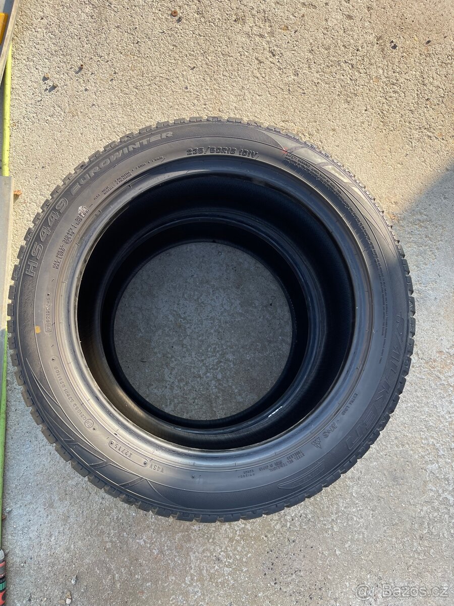 235/50R18 Falken - 2