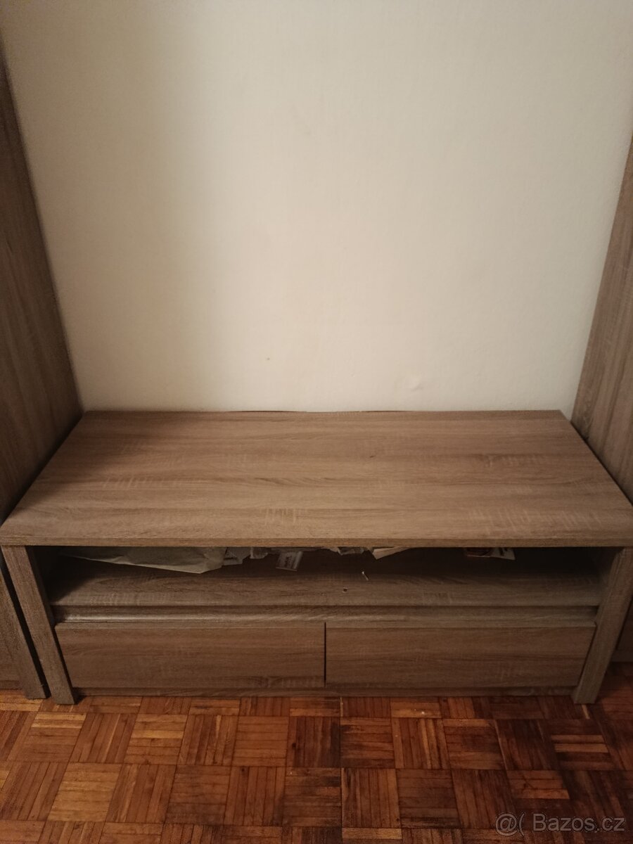 Obývací stěna - 2