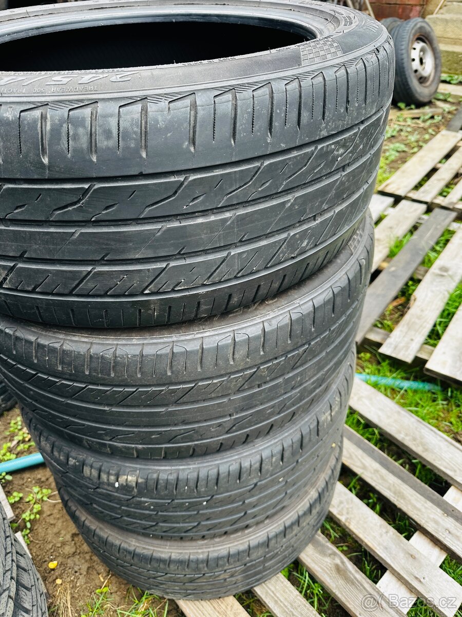 245/45 r19 - 2