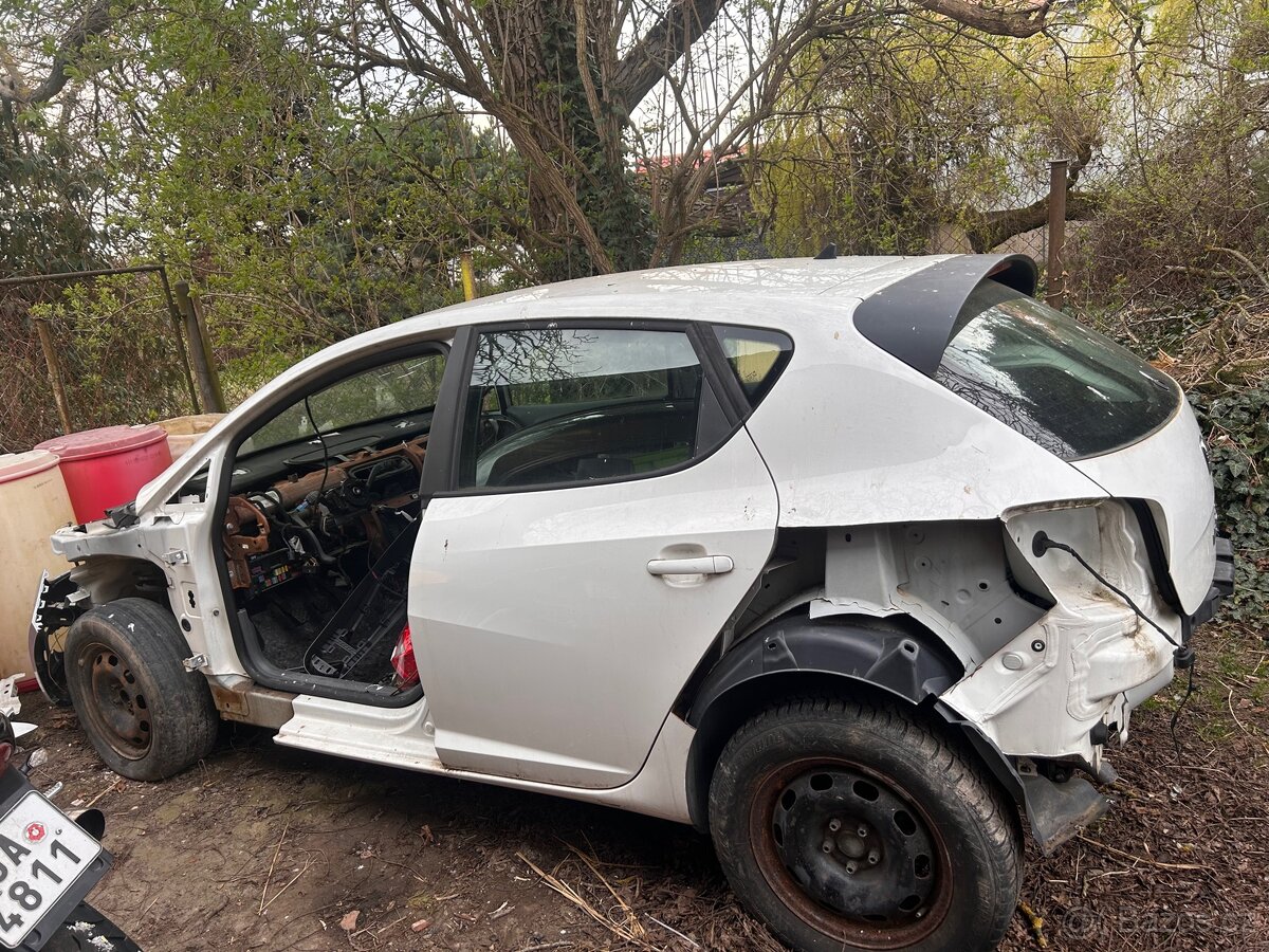 Seat Ibiza 6J - 2