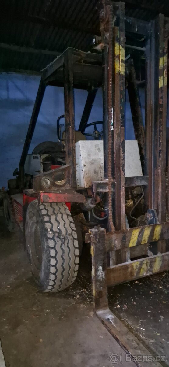 Teréní Desta VZV 3.5t - 2