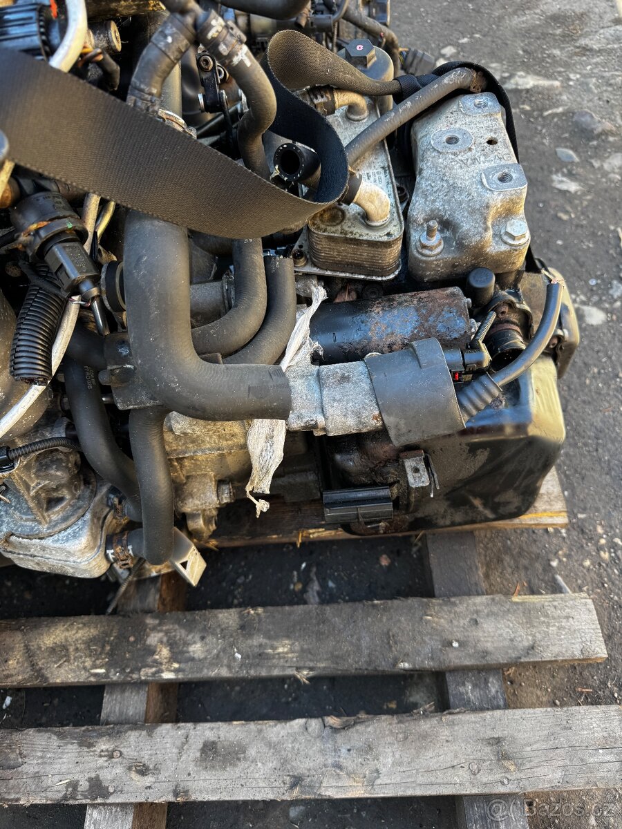 Prodám motor 1.9 tdi 77 kw BLS DSG - 2