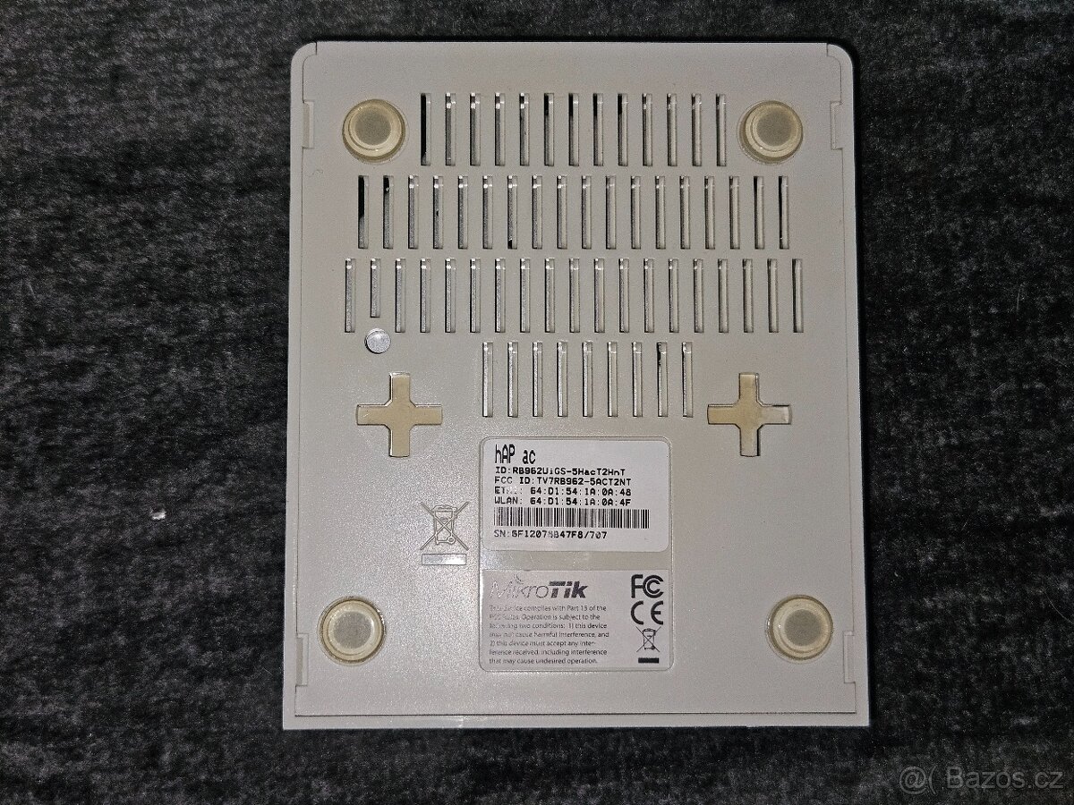 Prodám Wi-Fi routerMikrotik hAP ac (RB962UiGS-5HacT2HnT) - 2