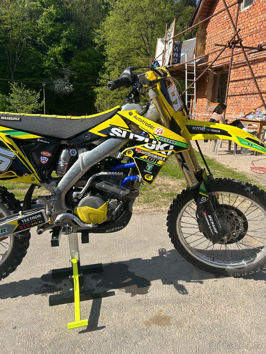 Suzuki 250