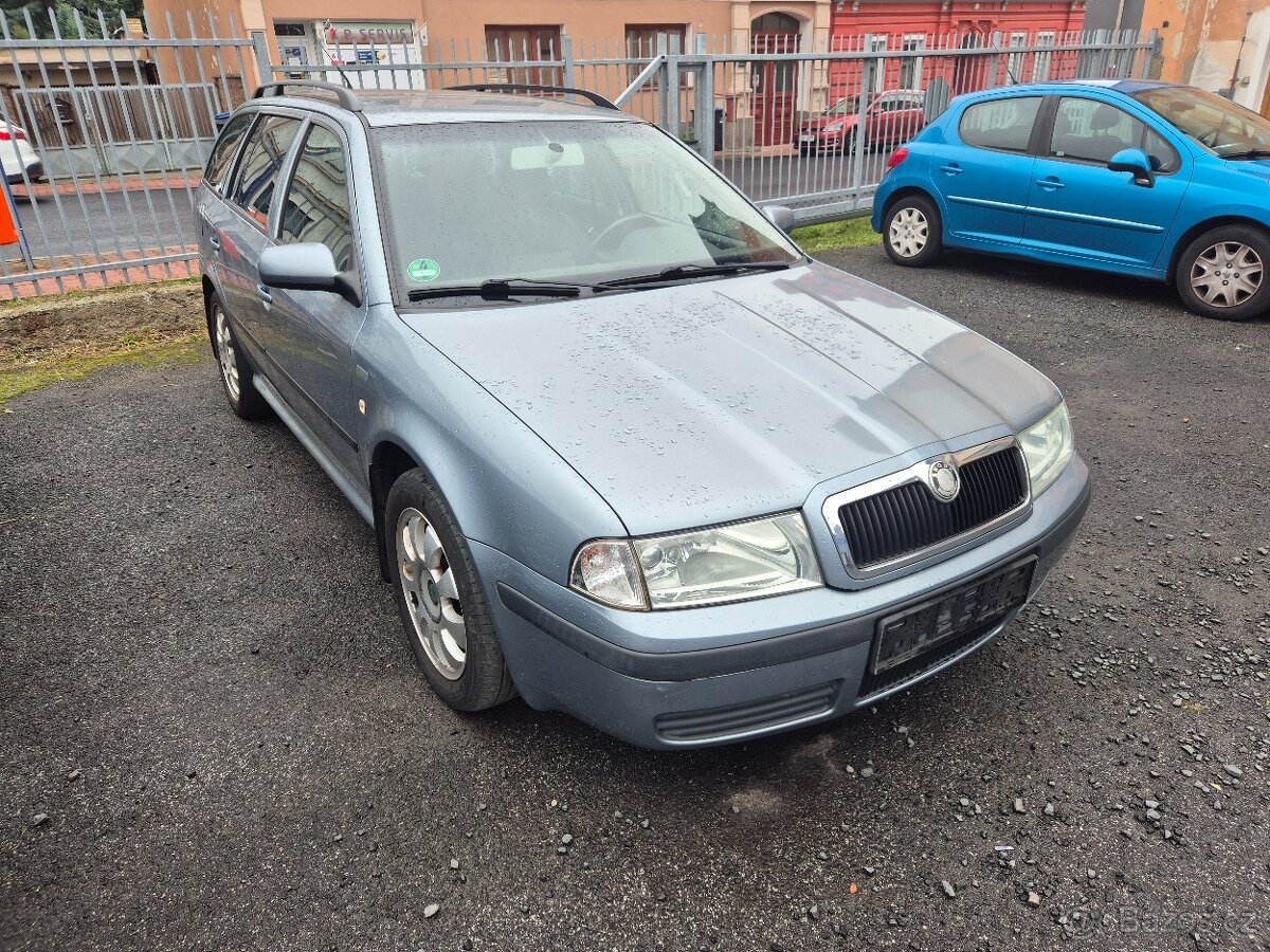 Skoda octavia kombi 2.0 - 2