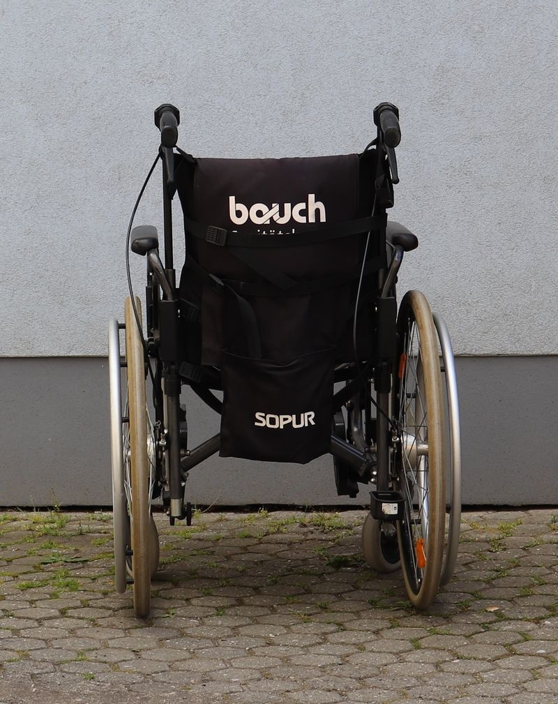 058-Mechanický invalidní vozík Sopur. - 2