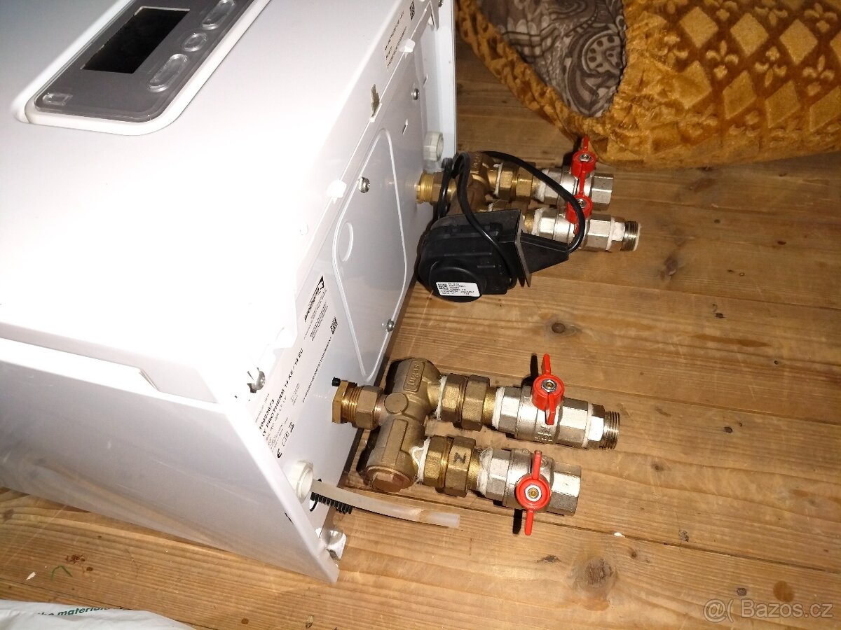 Prodám elektrokotel Protherm Ray 14 KE/14 EU + bojler Dražic - 2