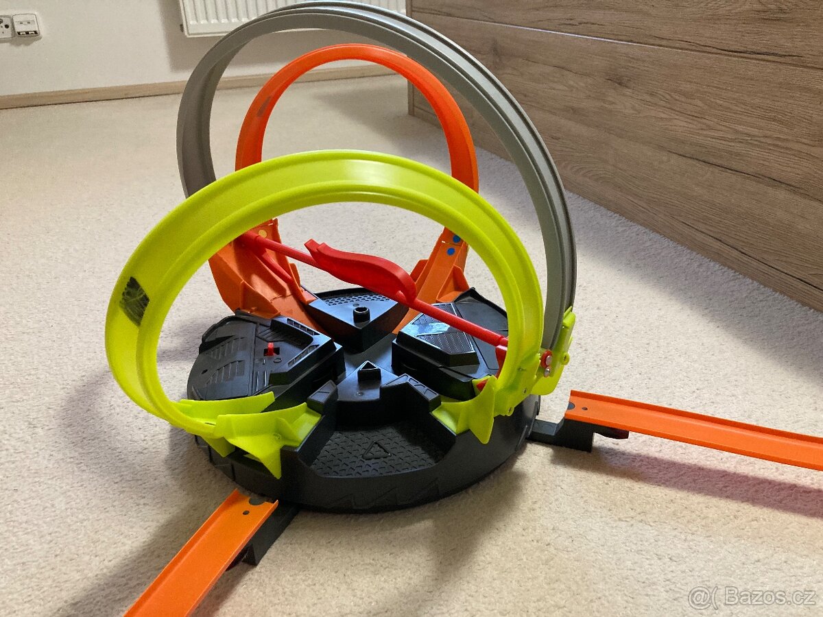 Hot Wheels dráha Roto Revolution - 2