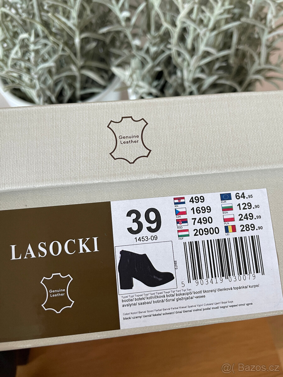 Elegantní černé kožené boty na silnějším podpatku Lasocki 39 - 2