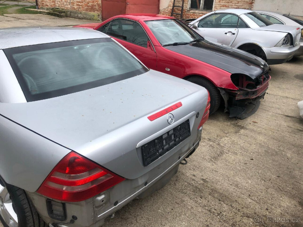 MERCEDES BENZ SLK všechny díly z nebouraných vozů - 2