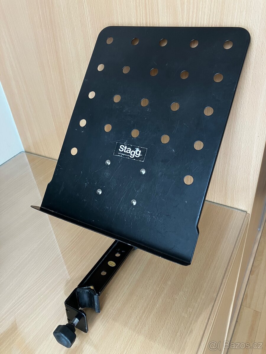 Držák tabletu na mikrofonní stojan - 2