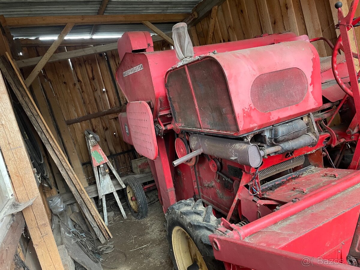 Kombajn Massey Ferguson - 2