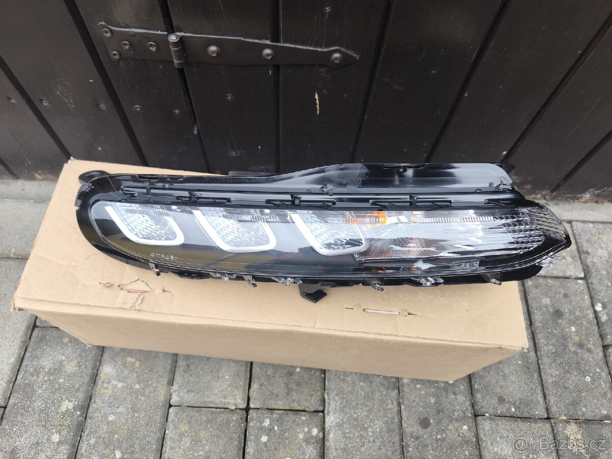 Pravé LED světlo Citroen Berlingo K9 - 2