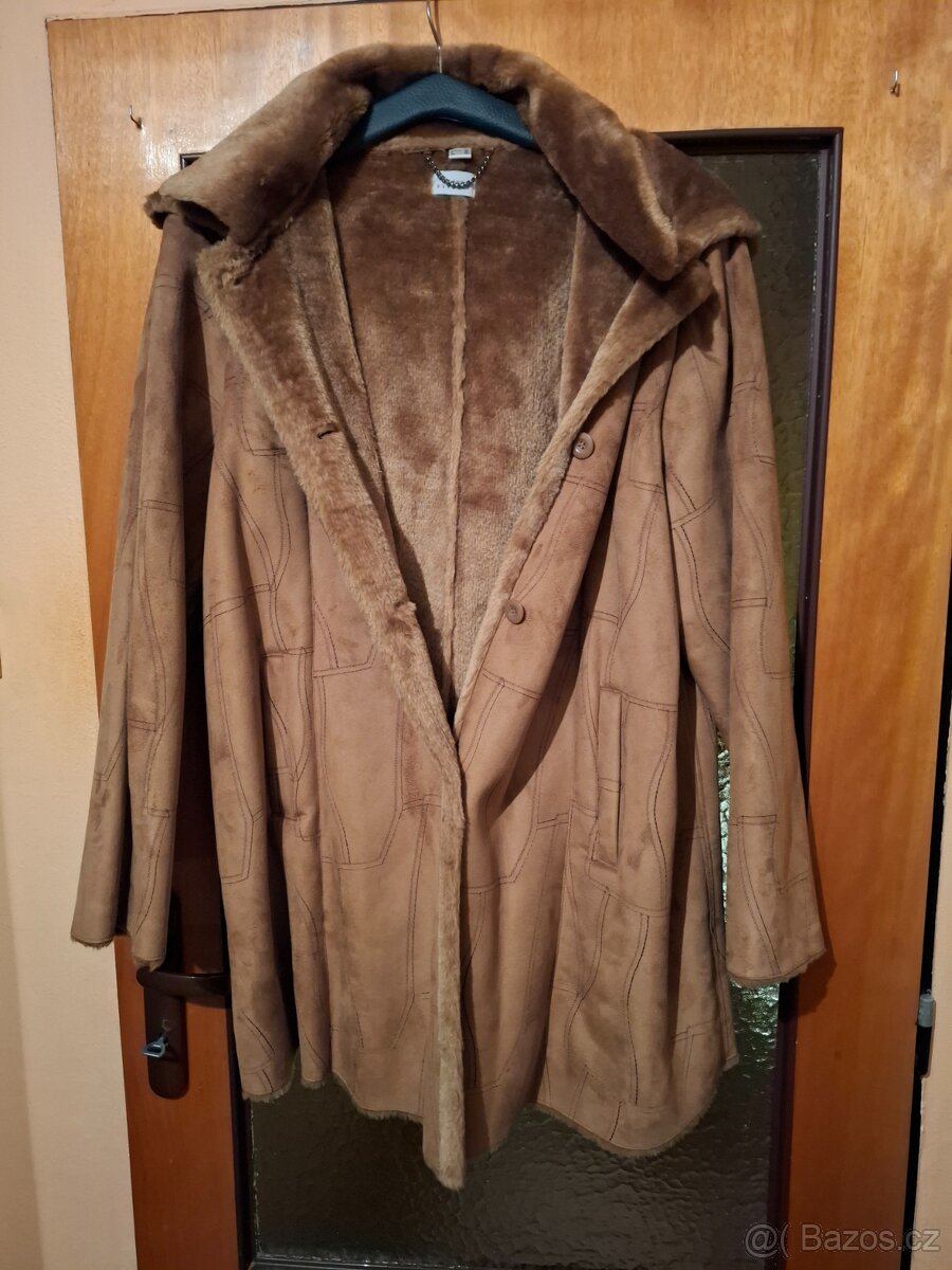 Zimní kabát s kožíškem - 2
