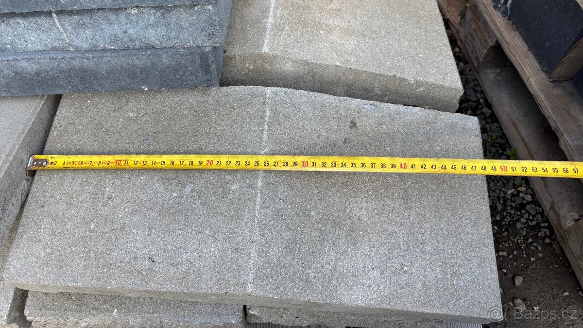 CS beton - CS BLOK plotová stříška štípaná 40 cm - 2