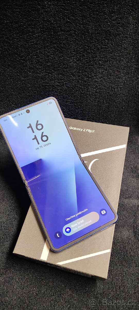 Samsung Z Flip 7 512GB - 2