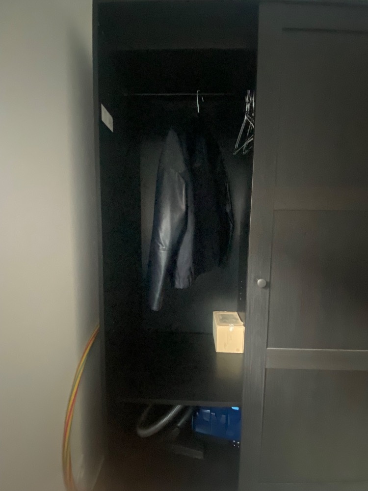 nova cerna skrin - 2