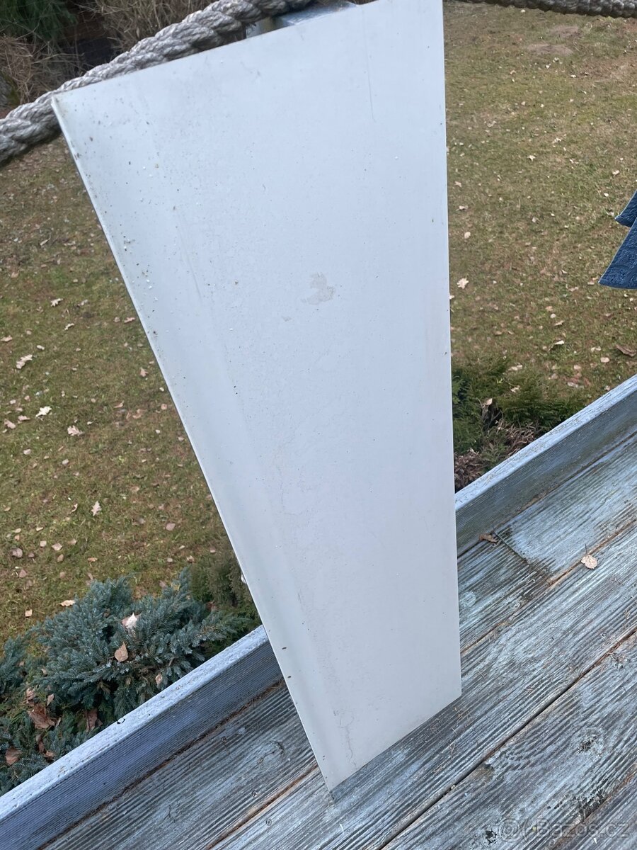 Okenni parapet novy plechovy - 2