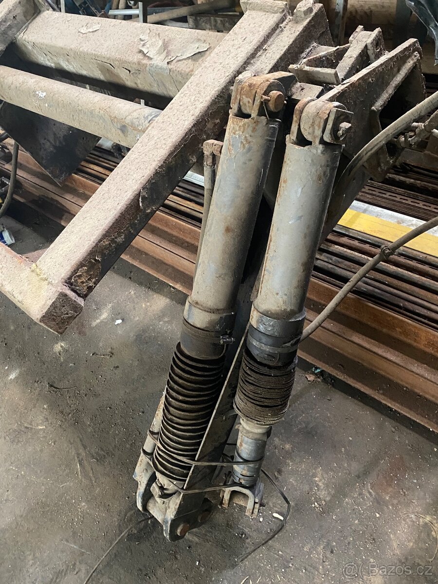 Hydraulické čelo , zvedací plošina - 2