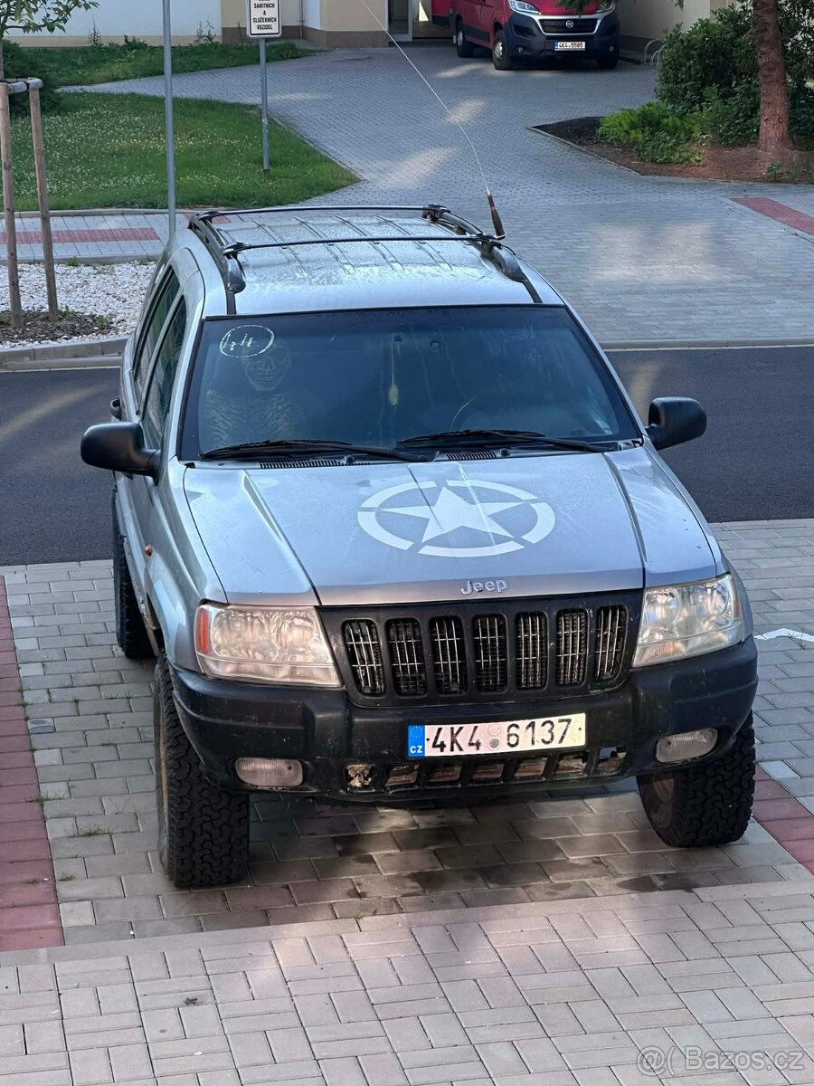 Jeep Grand Cherokee - 2