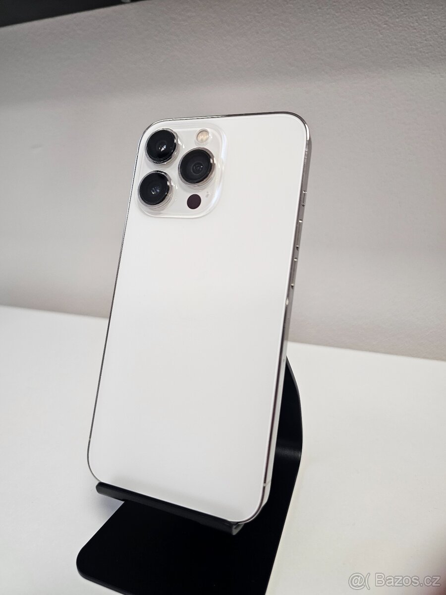 iPhone 13 Pro, stav A, 13 měsíců záruka - 2