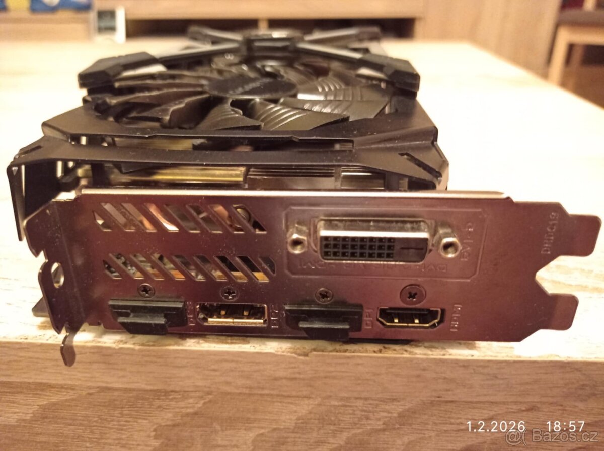 Gigabyte Aorus GTX 1080 - 2