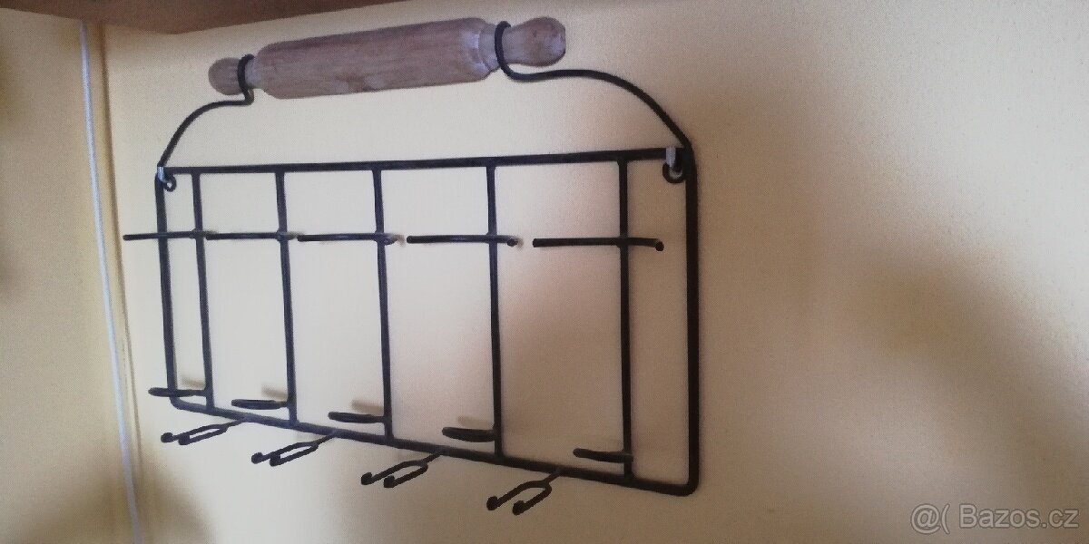 Prodej - držák na vína+skleničky - 2