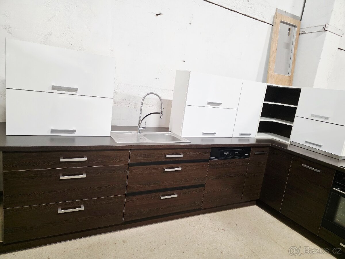 Kuchyně se spotřebiči - 2