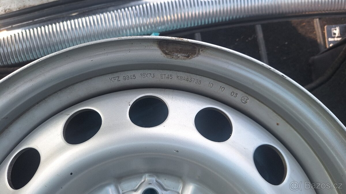 Plechový disk KFZ 9945 7Jx16 5x139.7 ET45 Kia Sorento - 2
