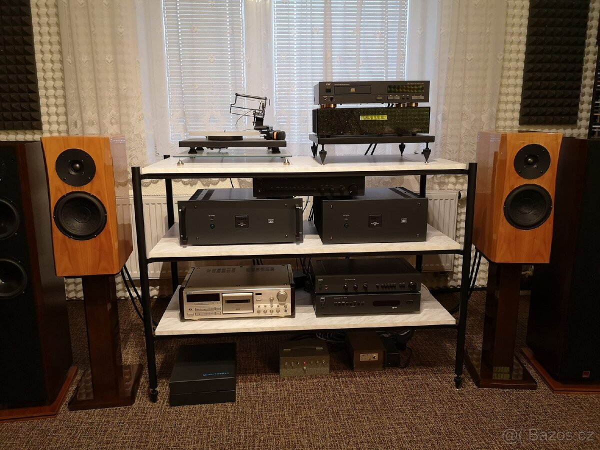 HIFI regál - 2