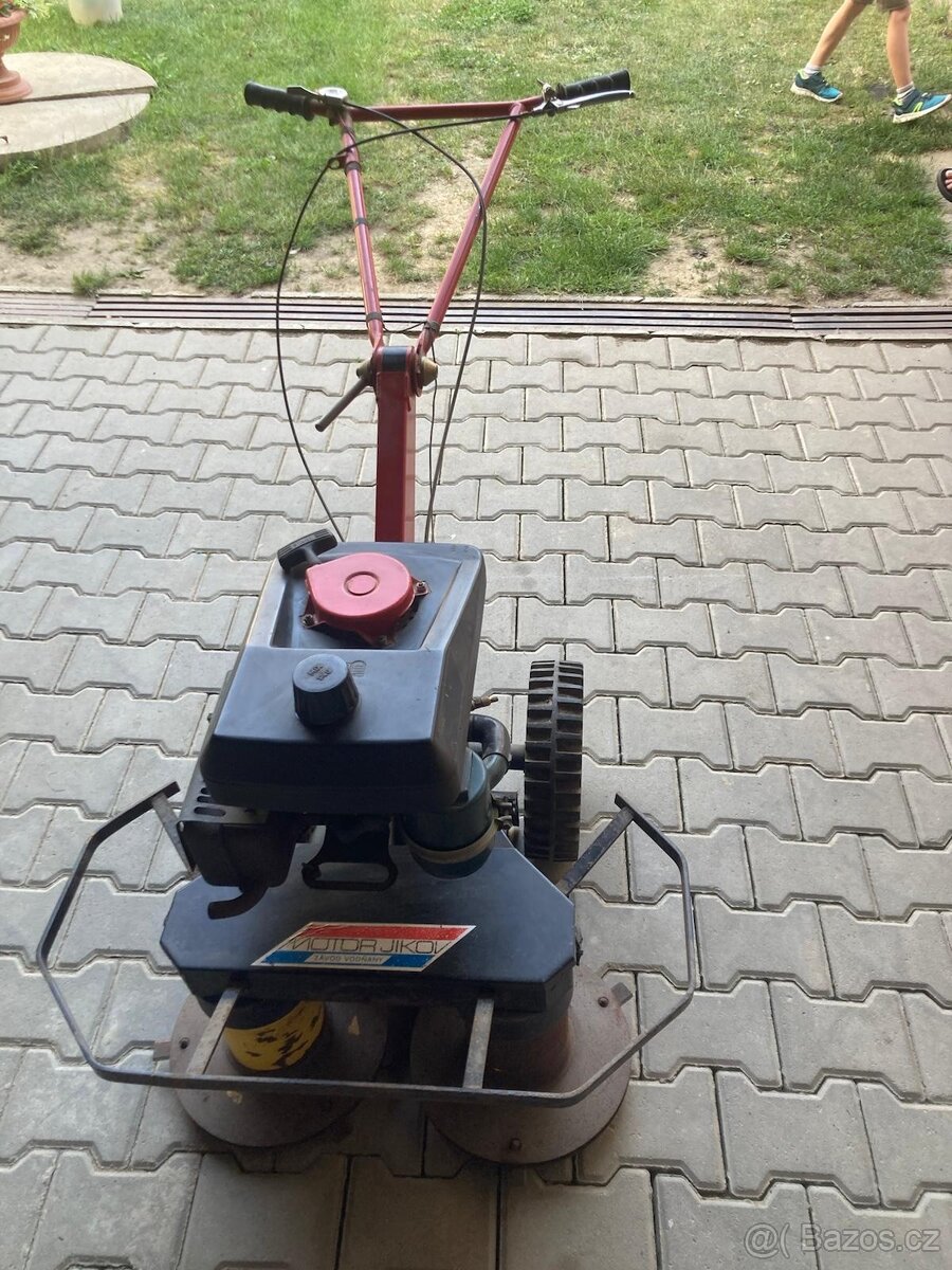 Sekačka - 2