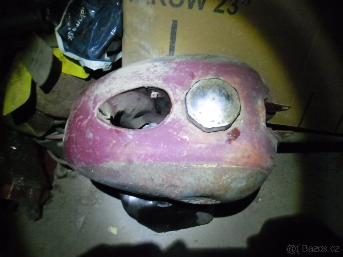 Predám nádrž JAWA - 2