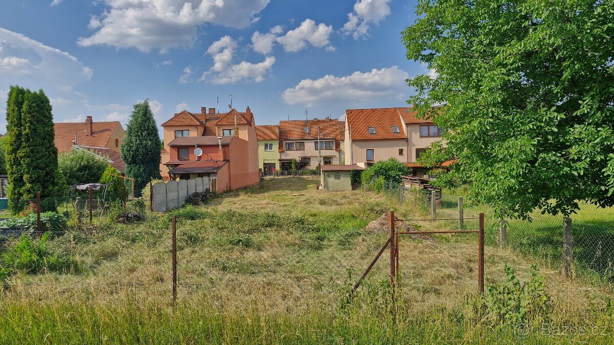 Stavební pozemek Blansko - Spešov 825 m² – pohled 2