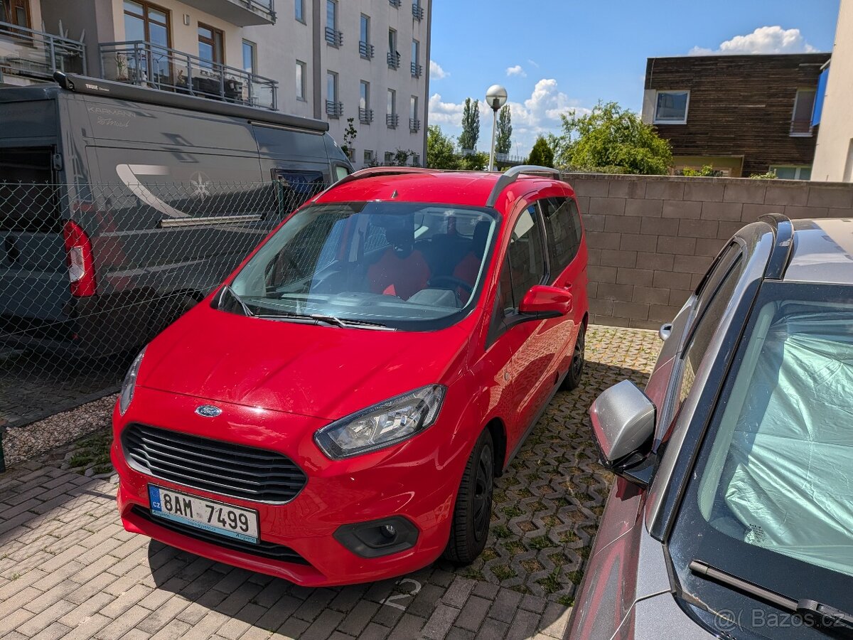 Ford Tourneo Courier - 2