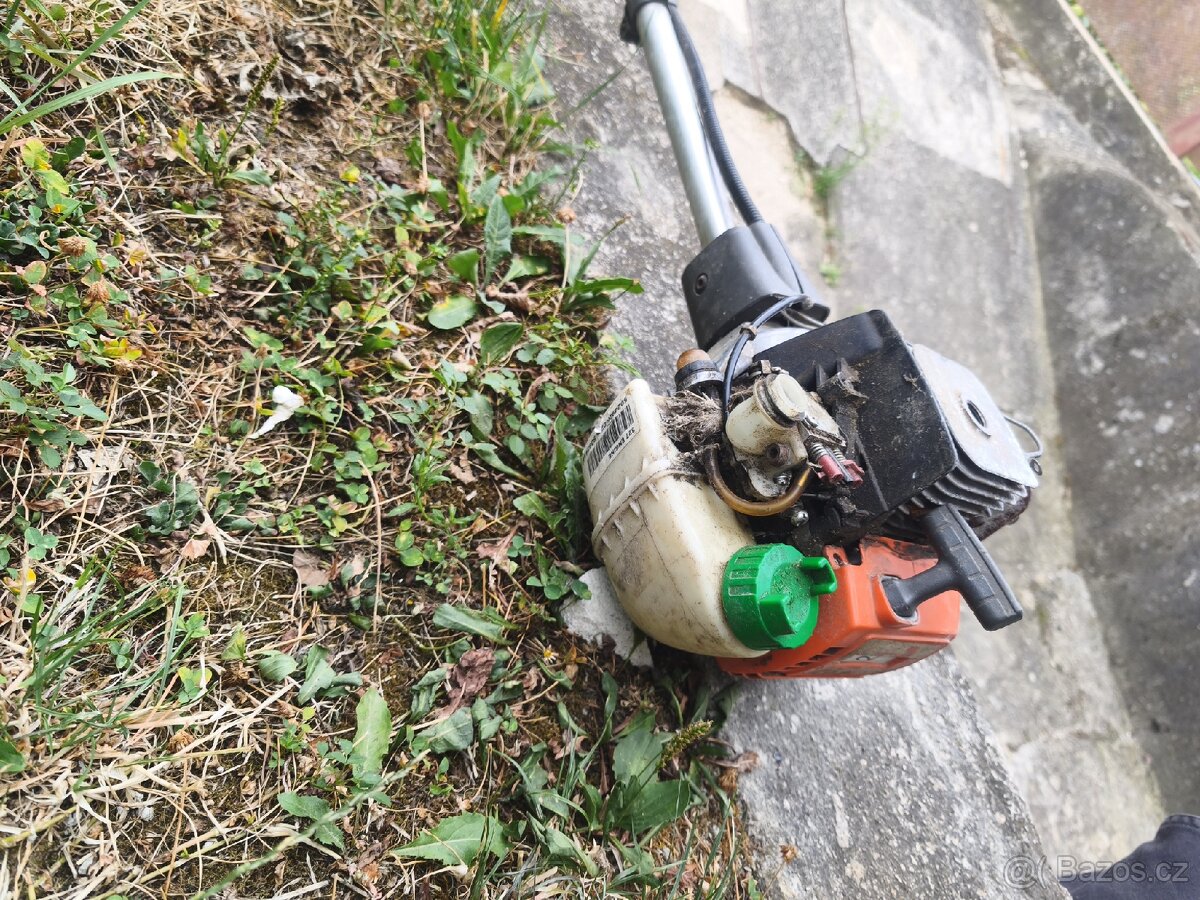 Křovinořez Husqvarna na díly - 2