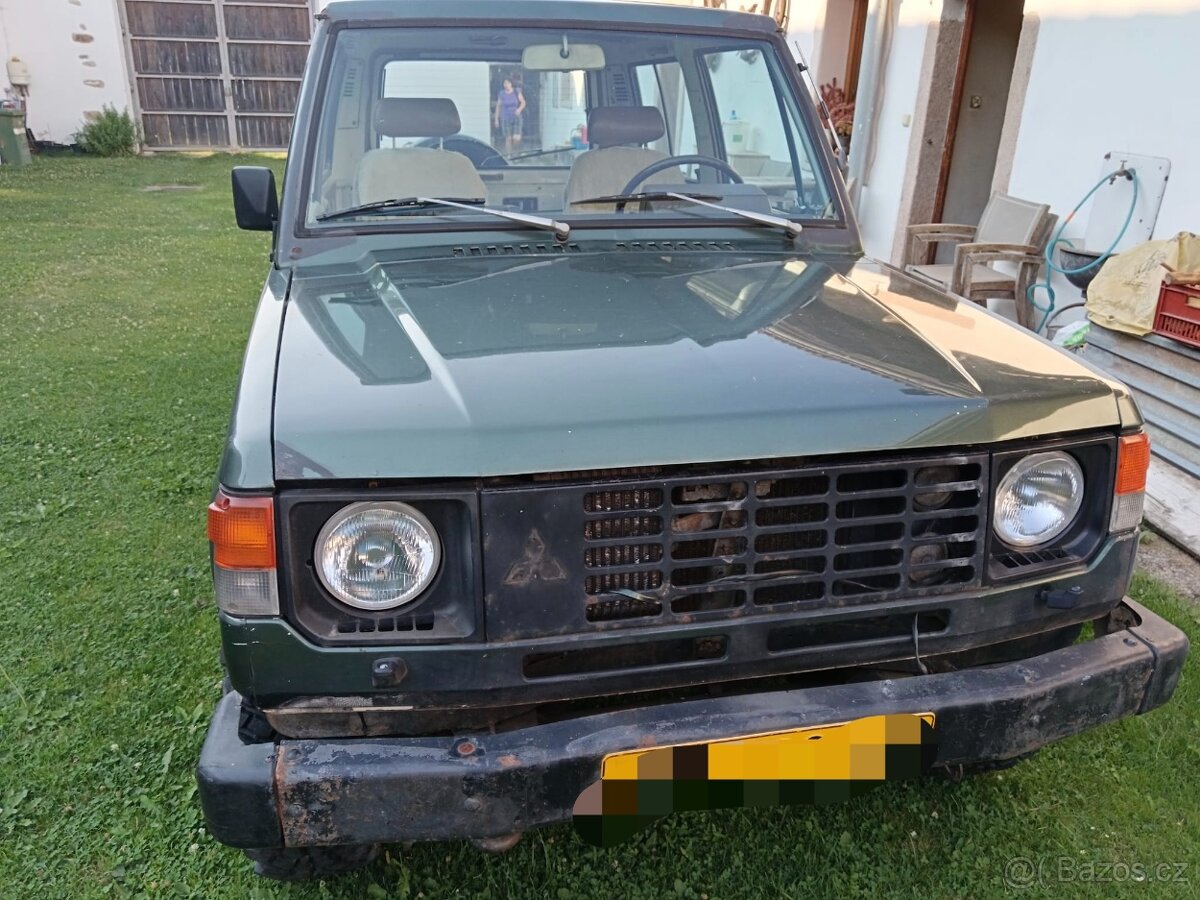 Mitsubishi Pajero - 2