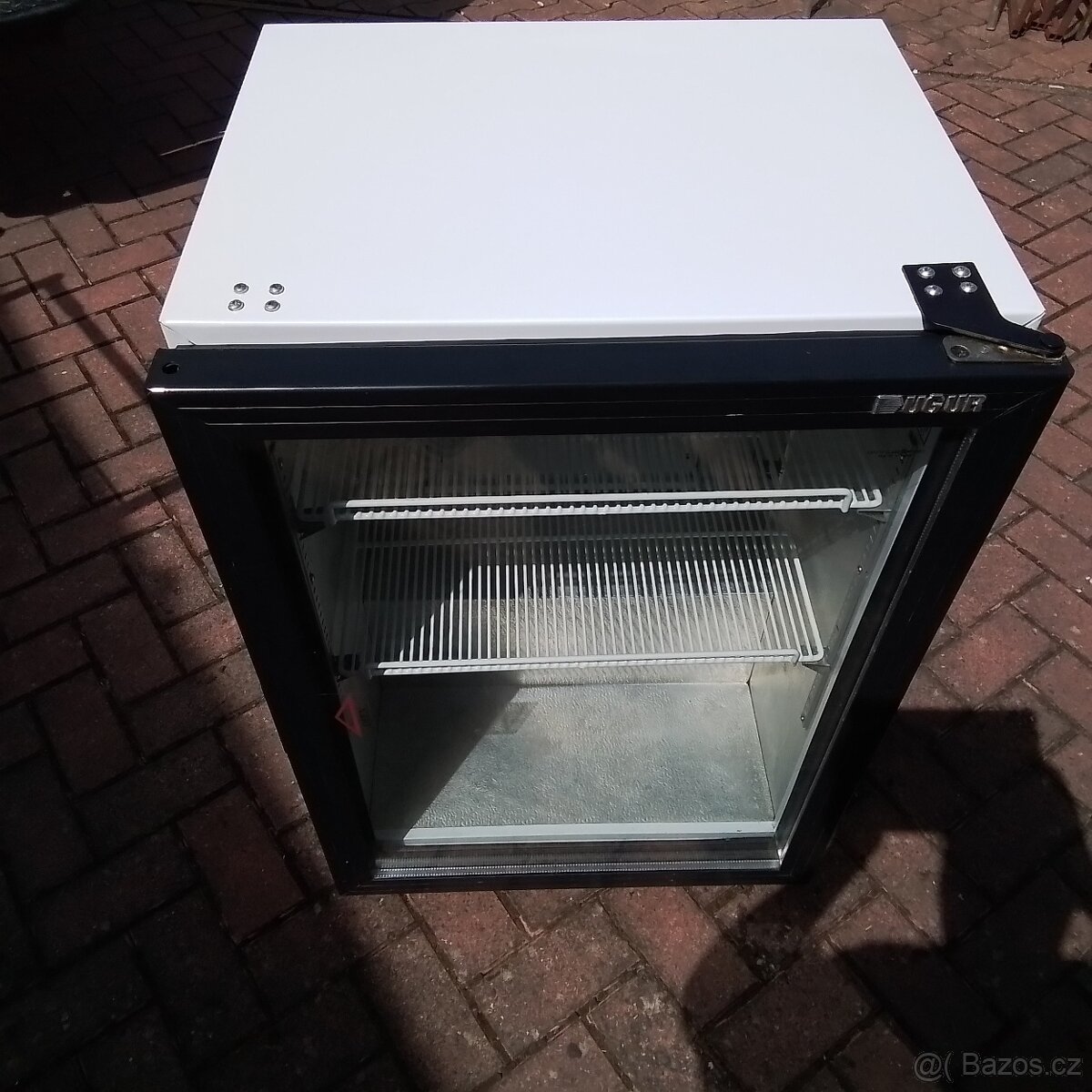 Proskena ledice podpultova - 2