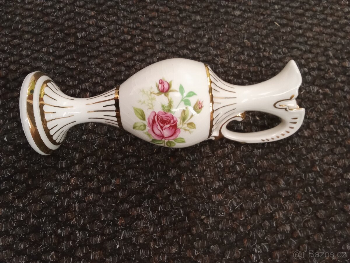 Porcelánová váza - 2