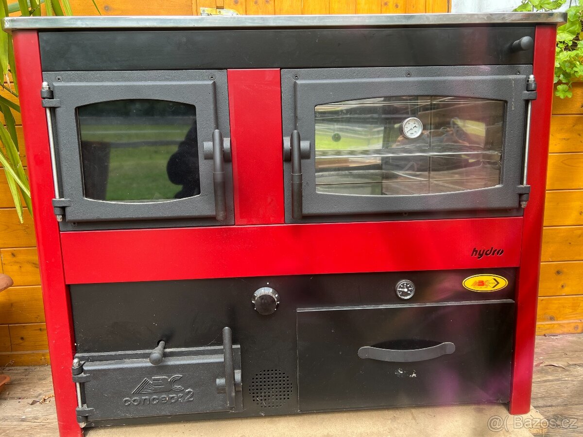 Kuchyňská kamna s výměníkem , nová . - 2