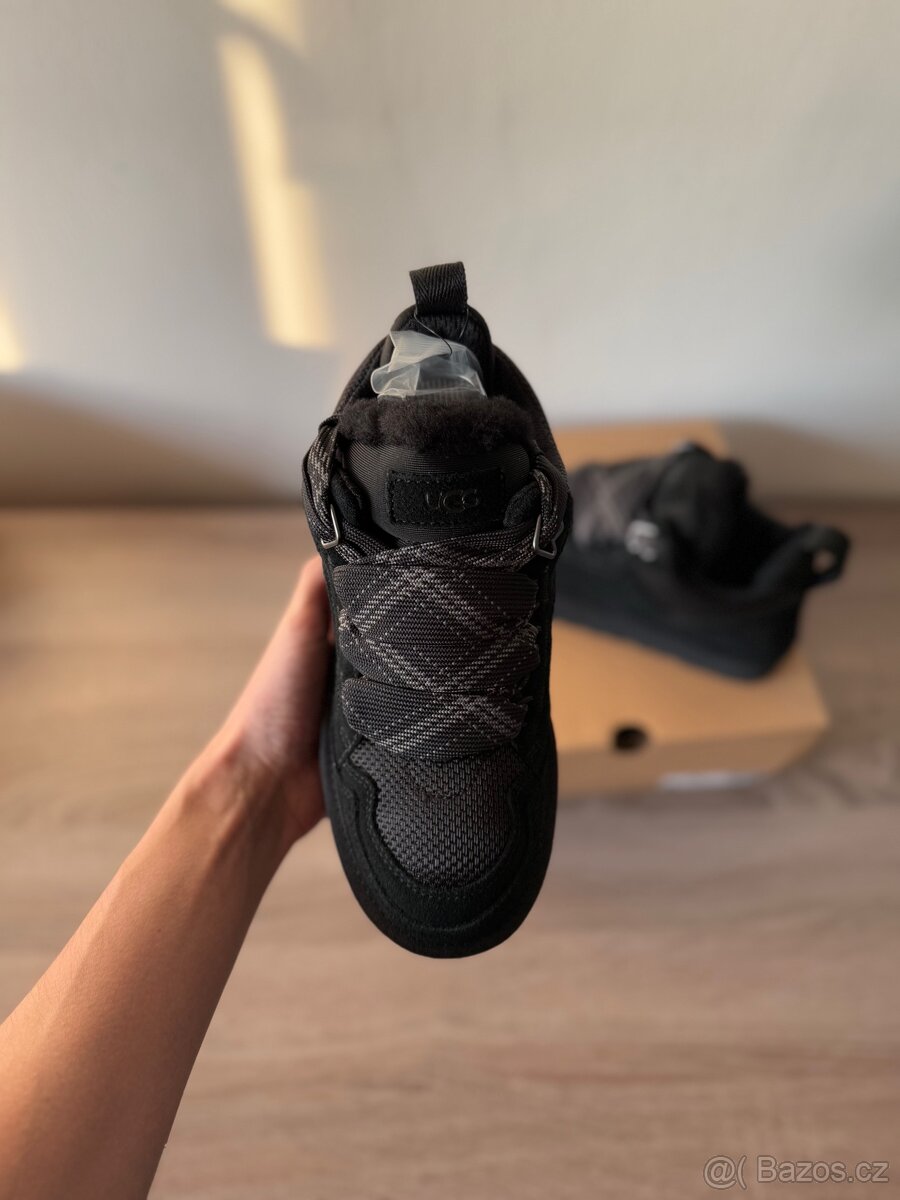 UGG Lowmel Black (Women’s) - 2