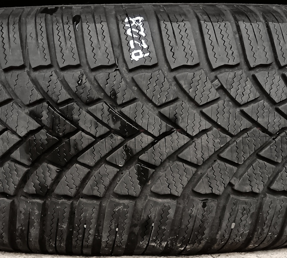 Zimní BRIDGESTONE 215/60 R16 - 4ks, možnost přezutí - 2