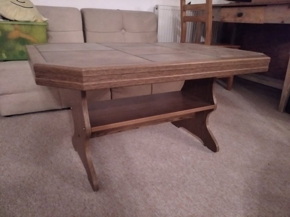 Konferenční stolek - 2