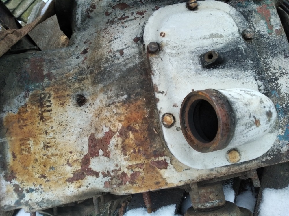 Prodám zdravý blok motoru s klikovkou a vačkou na ZETOR25 - 2